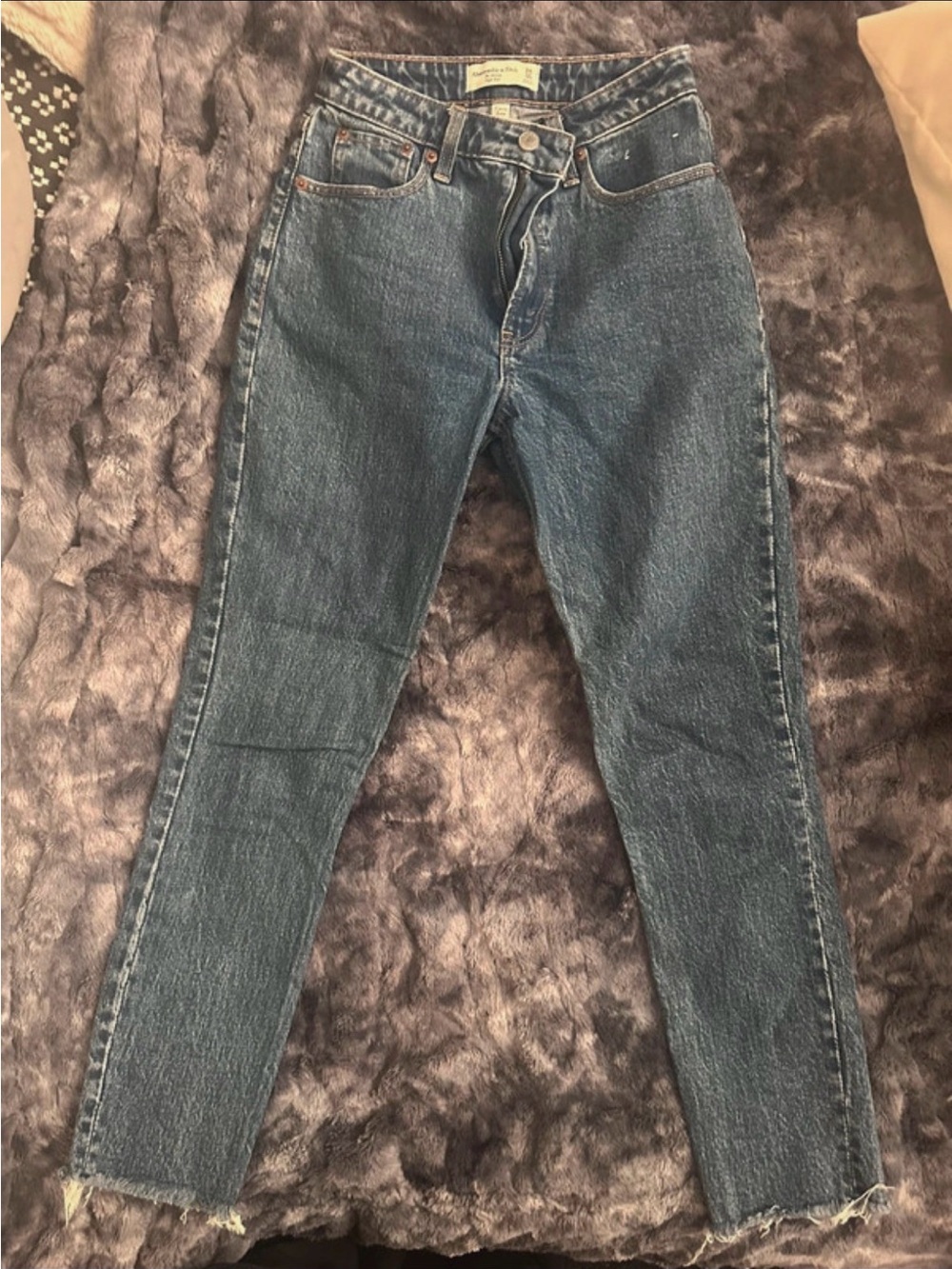 Abercrombie High-Rise Straight Leg Denim Jeans 24 00 curve love